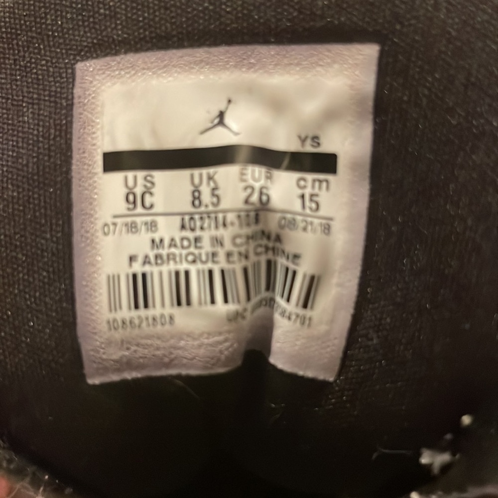 NIKE AIR JORDAN XII/13 RETRO USED TODDLER 9 C RED/WHITE/GREY SNEAKERS 414581-126 - Picture 6 of 6